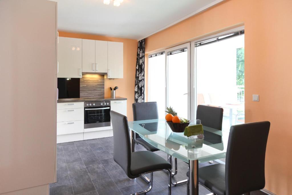 3 Rooms Sunny Apartments-Schoenbrunn, 100M2 With Balcony 维也纳 客房 照片