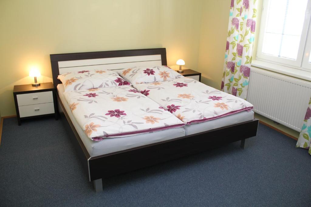 3 Rooms Sunny Apartments-Schoenbrunn, 100M2 With Balcony 维也纳 客房 照片